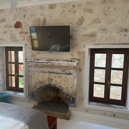 Πανσιόν Castellorizon