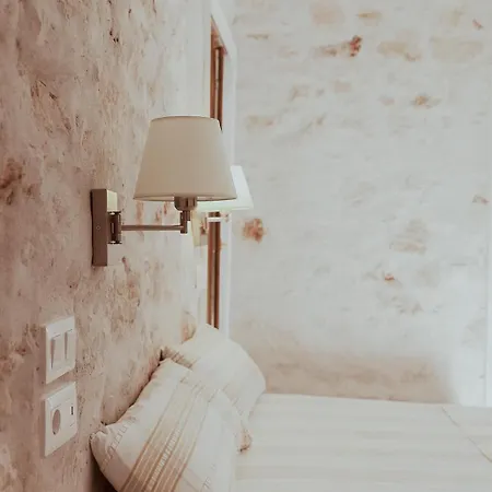 Πανσιόν Castellorizon 4*