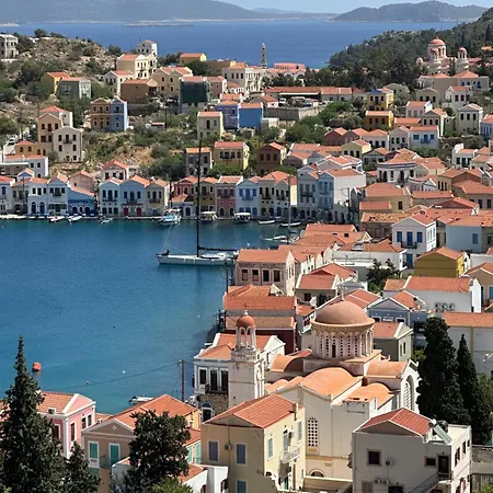 Πανσιόν Castellorizon 4*