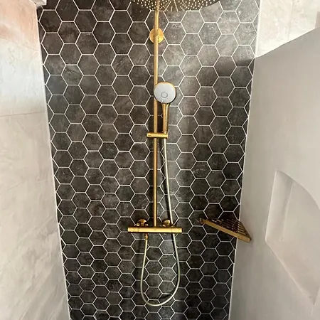 Πανσιόν Castellorizon 4*