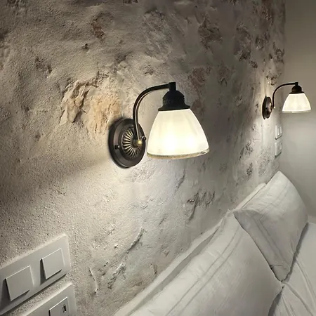 Πανσιόν Castellorizon Μεγίστη