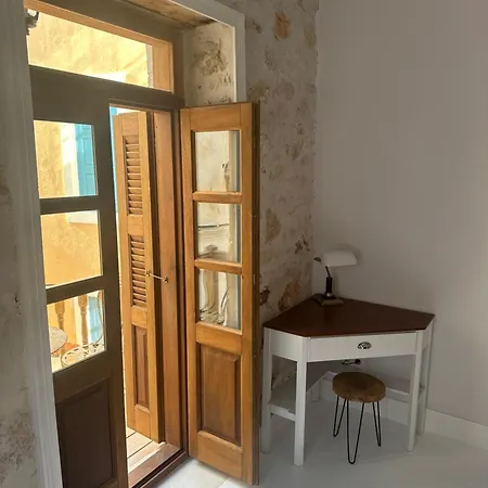 招待所 Castellorizon