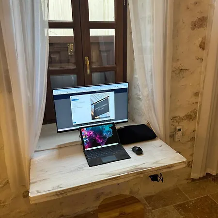 Castellorizon 招待所 迈伊斯蒂